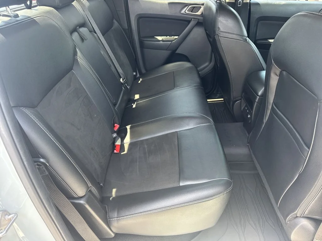 Used 2023 Green Ford XLT image 15