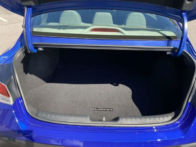 Used 2024 Blue Hyundai SEL image 9