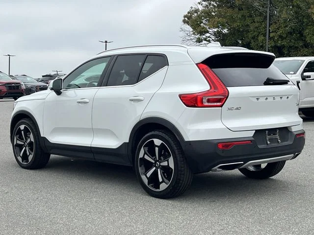 Used 2019 White Volvo T5 Inscription image 35