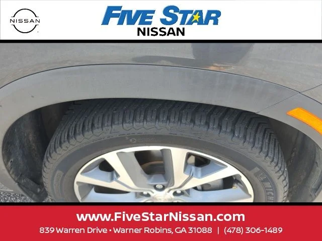 Used 2020 Gray Hyundai SEL image 4
