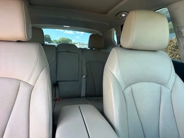 Used 2020 Red Buick Premium II image 30