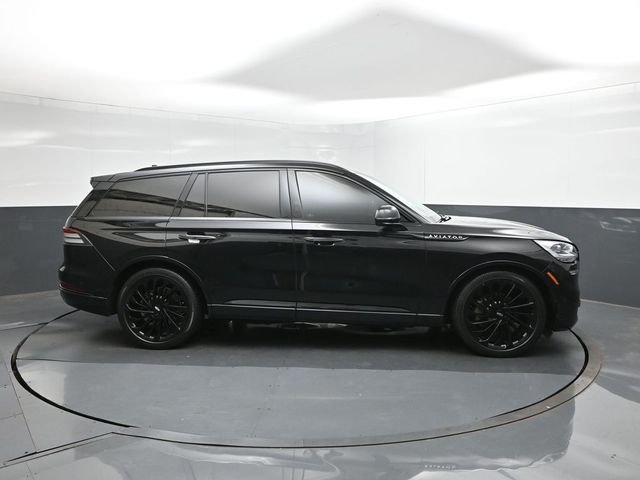 Used 2023 Black Lincoln Reserve image 15