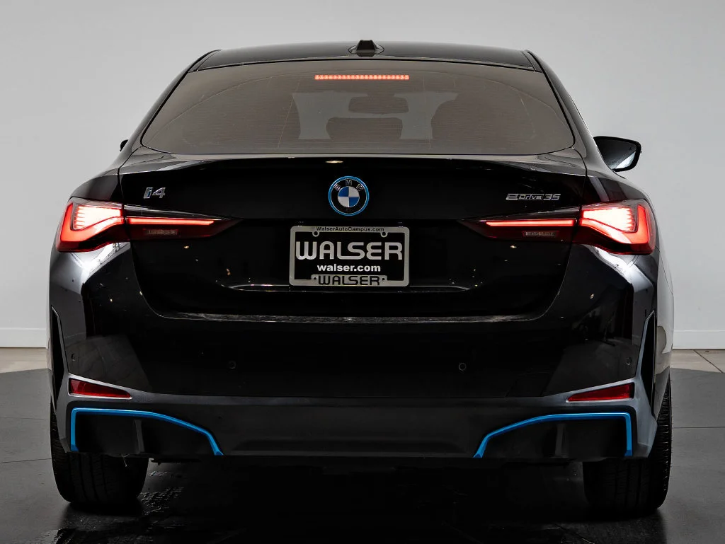 Used 2023 Jet Black BMW eDrive35 image 7