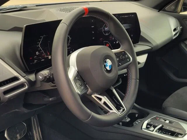 2025 BMW 2 Series M235 - Photo 22