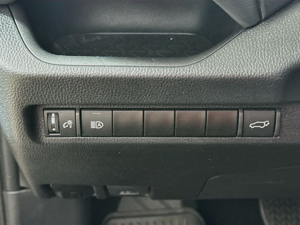Used 2024 Magnetic Gray Metallic Toyota XLE Premium image 10