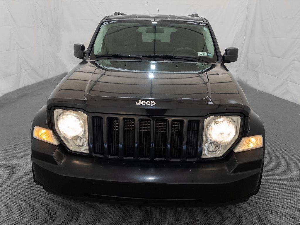 Used 2009 Jeep Liberty Sport with VIN 1J8GN28K89W545321 for sale in Lansing, MI