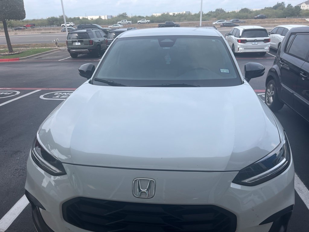 Certified Used 2024 Platinum White Pearl Honda Sport image 2
