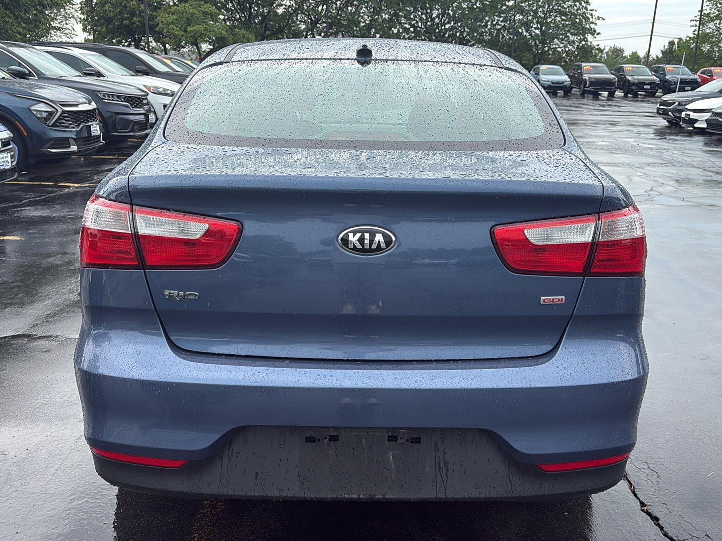 Used 2016 Urban Blue Kia LX image 10