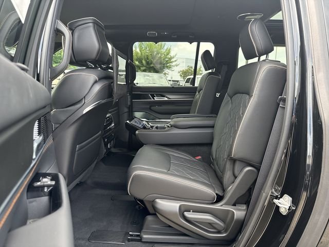 New 2026 Black Jeep Summit Reserve image 23