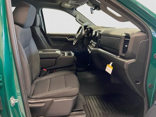 New 2026  GMC SLE image 16