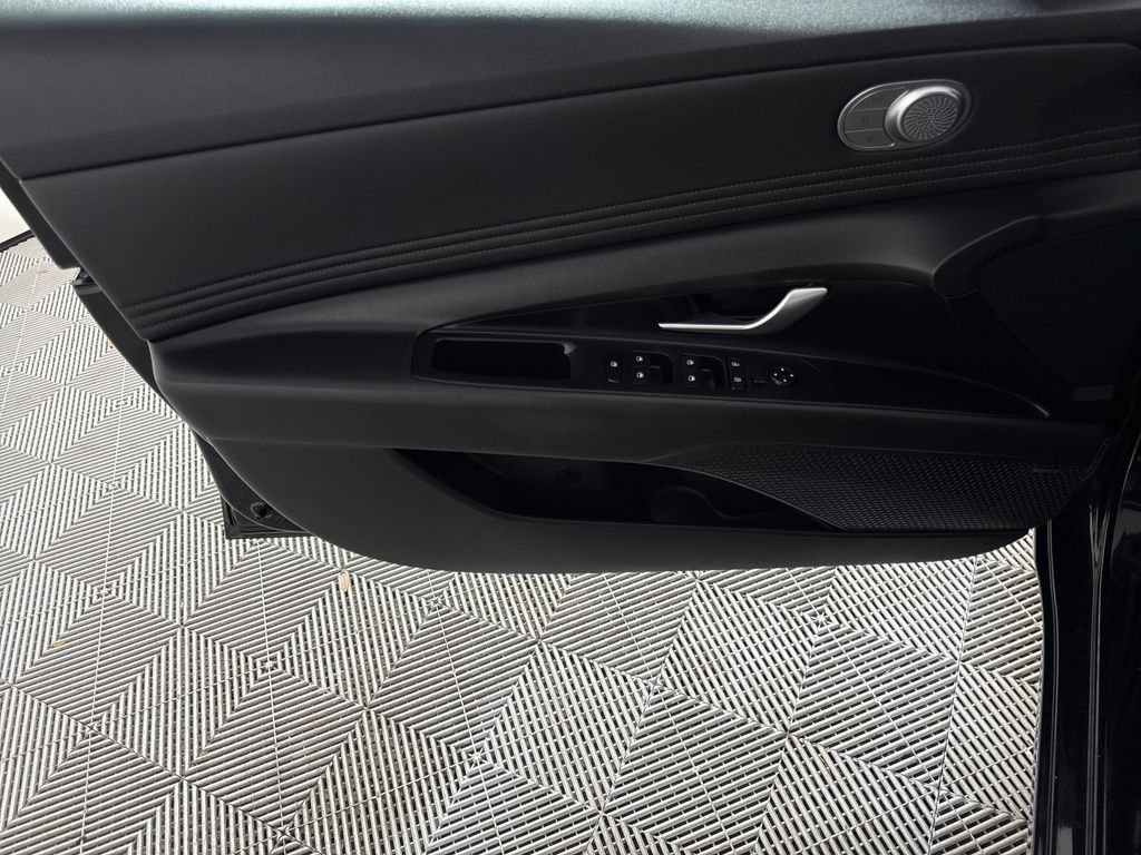 Certified Used 2023 Black Hyundai Limited image 12