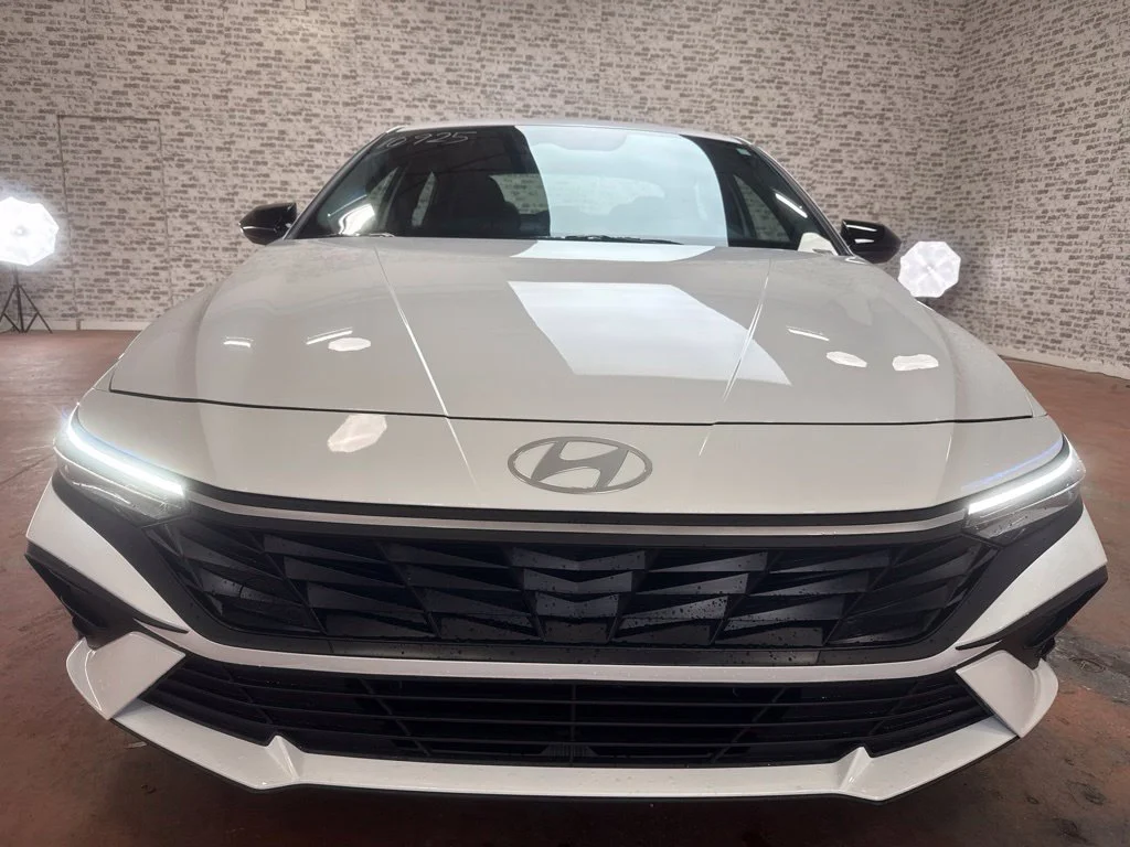 New 2026 Serenity White Hyundai SEL Sport image 2