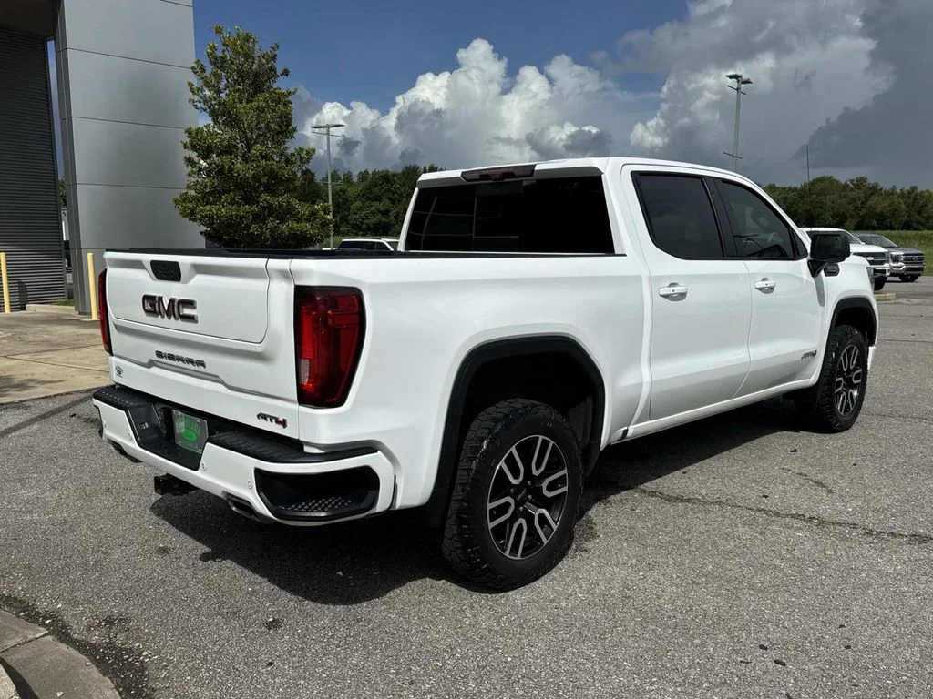 Certified Used 2021 Summit White GMC AT4 image 8