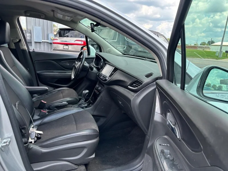 Used 2019 Quicksilver Metallic Buick Preferred image 11