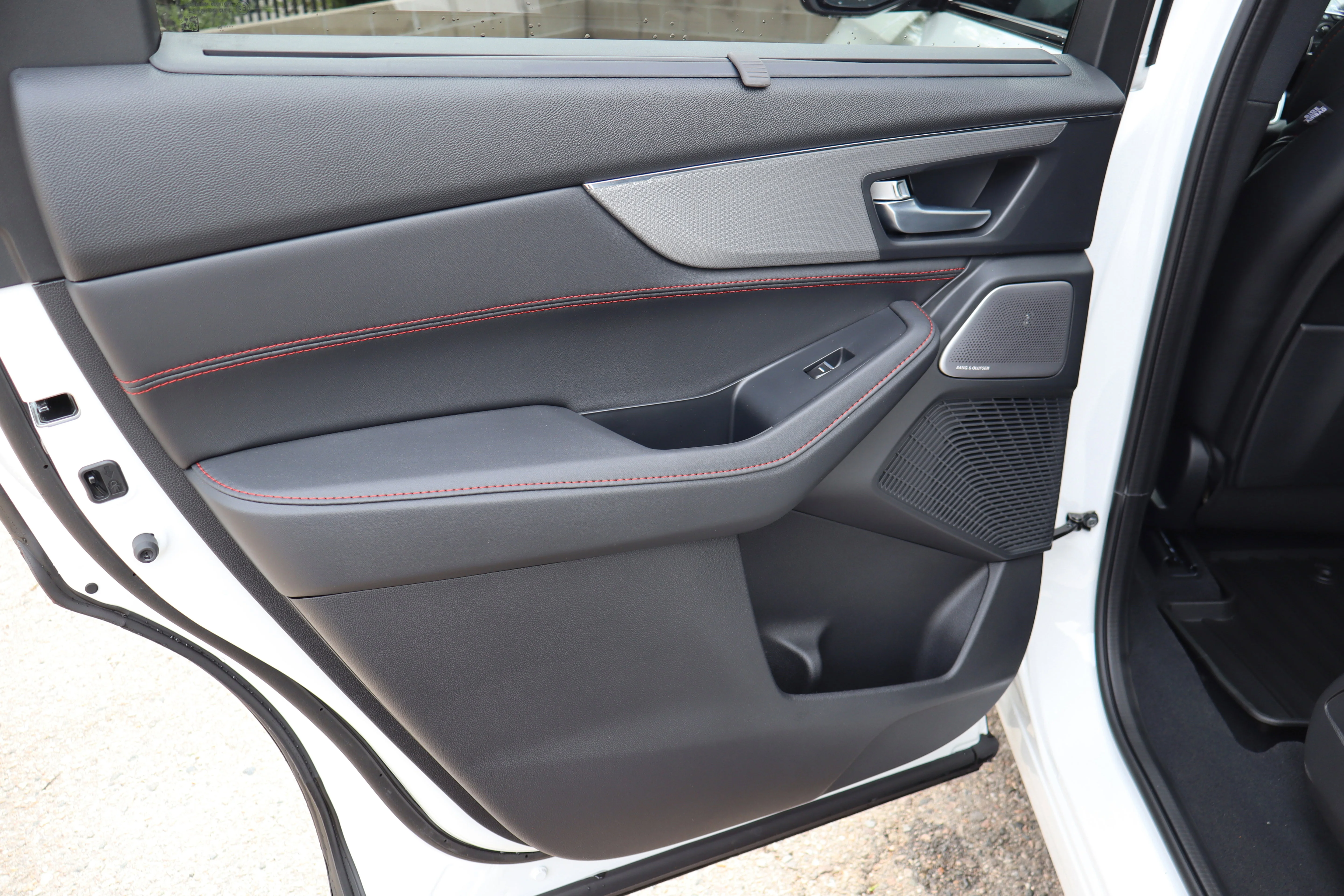 New 2026 Platinum White Pearl Acura w/A-Spec Advance Package image 28