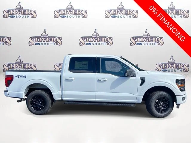 New 2026 White Ford XLT image 2