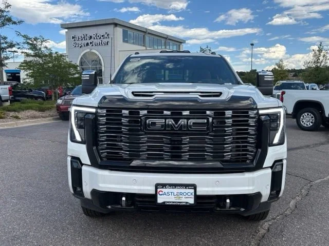 2026 GMC Sierra 3500HD Denali Ultimate - Photo 10