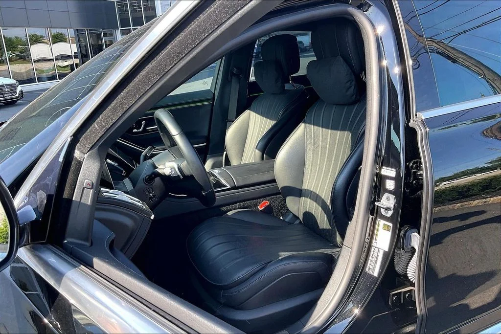 Certified Used 2023 Black Mercedes-Benz S 500 image 5