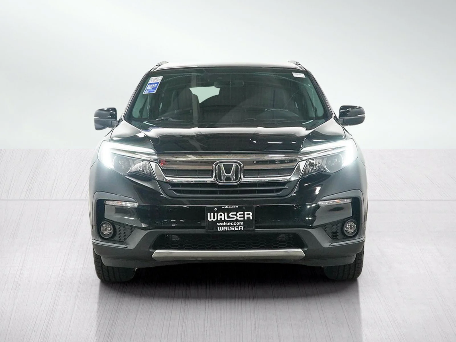 Used 2021 Crystal Black Pearl Honda Black Edition AWD image 9