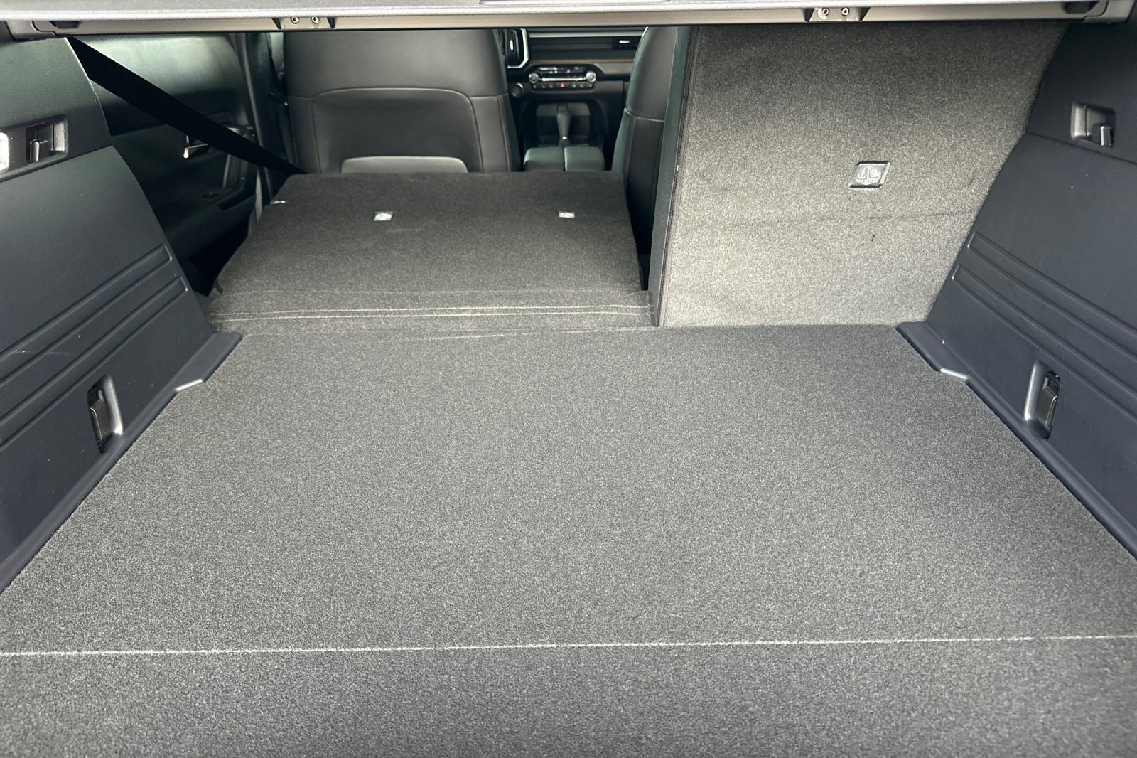New 2026 WIND CHILL PEARL MAZDA 2.5 Turbo Premium Plus image 17