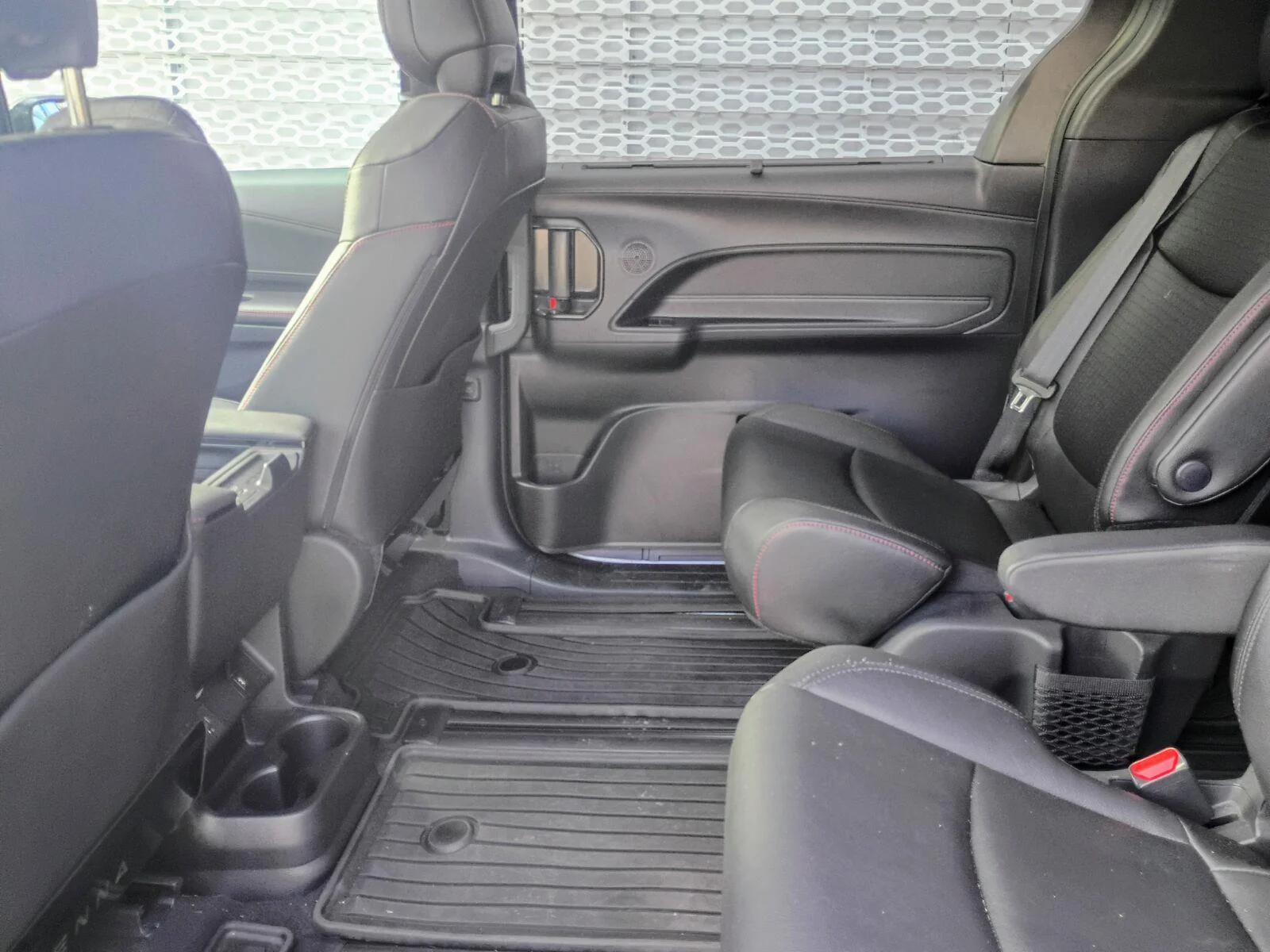 Used 2025 Cement Toyota XSE image 6