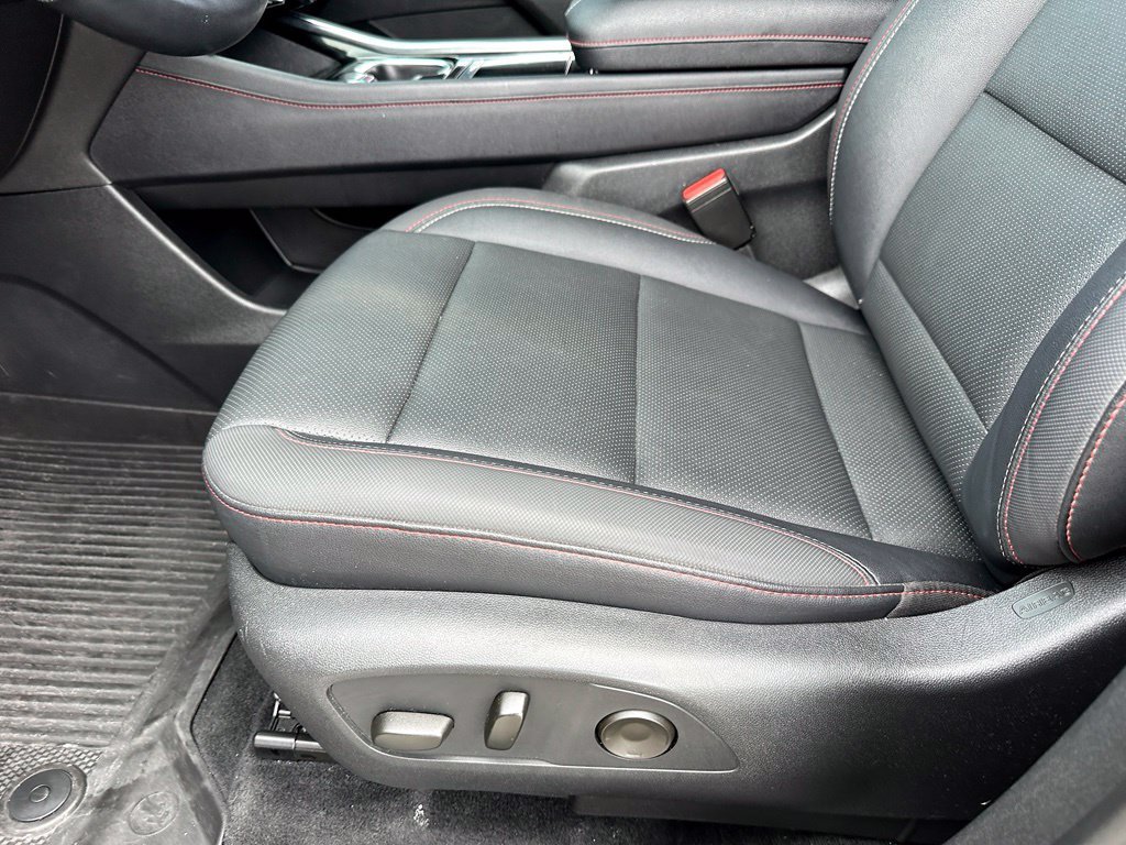 Used 2024 Black Chevrolet Z71 image 14