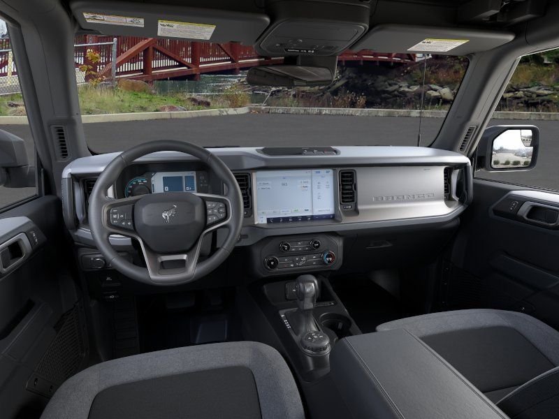 2025 Ford Bronco 4-Door Base - Photo 11