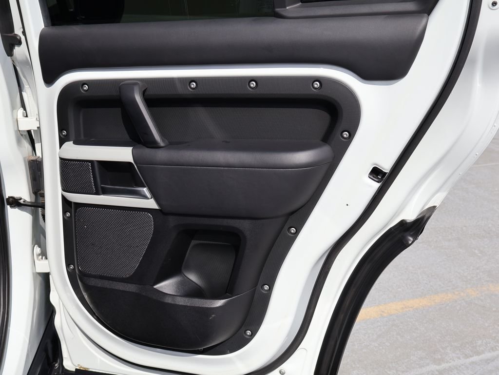 Used 2020 Fuji White Land Rover HSE image 14