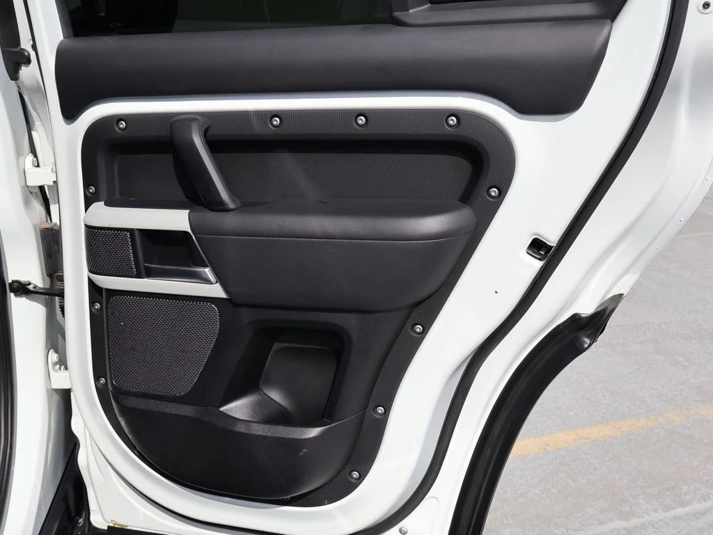 Used 2020 Fuji White Land Rover HSE image 14