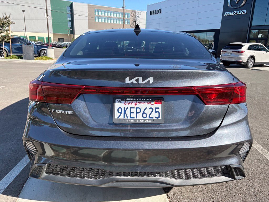 Used 2024 Gray Kia LXS image 7
