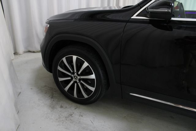 Used 2022  Mercedes-Benz GLB 250 image 35