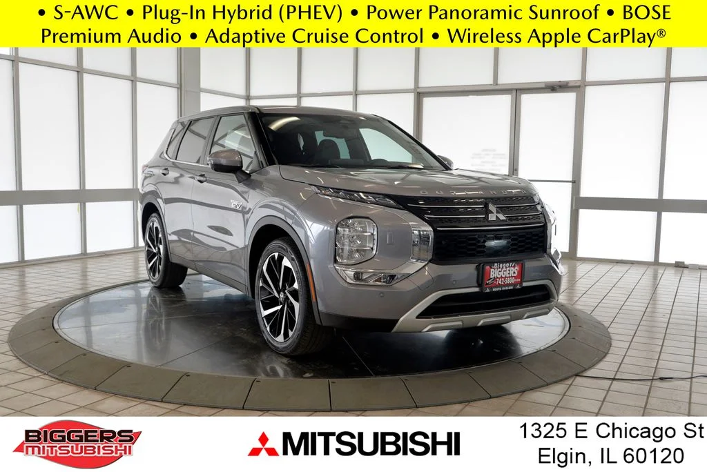 2023 Mitsubishi Outlander Plug-in Hybrid SE S-AWC's photo