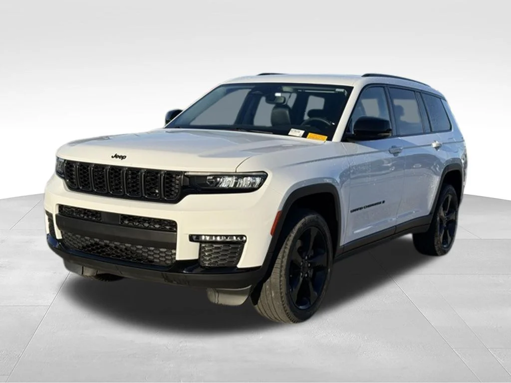 2023 Jeep Grand Cherokee L Limited's photo