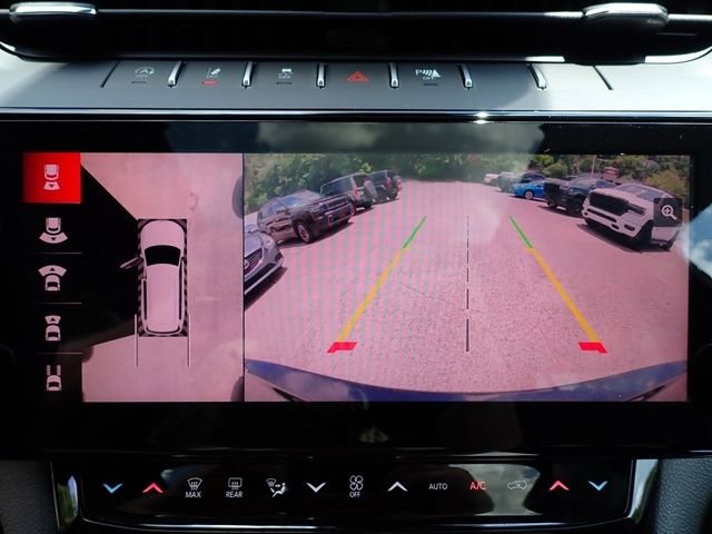New 2026 Diamond Black Crystal Pearl-Coat Exterior Paint Jeep Limited image 20