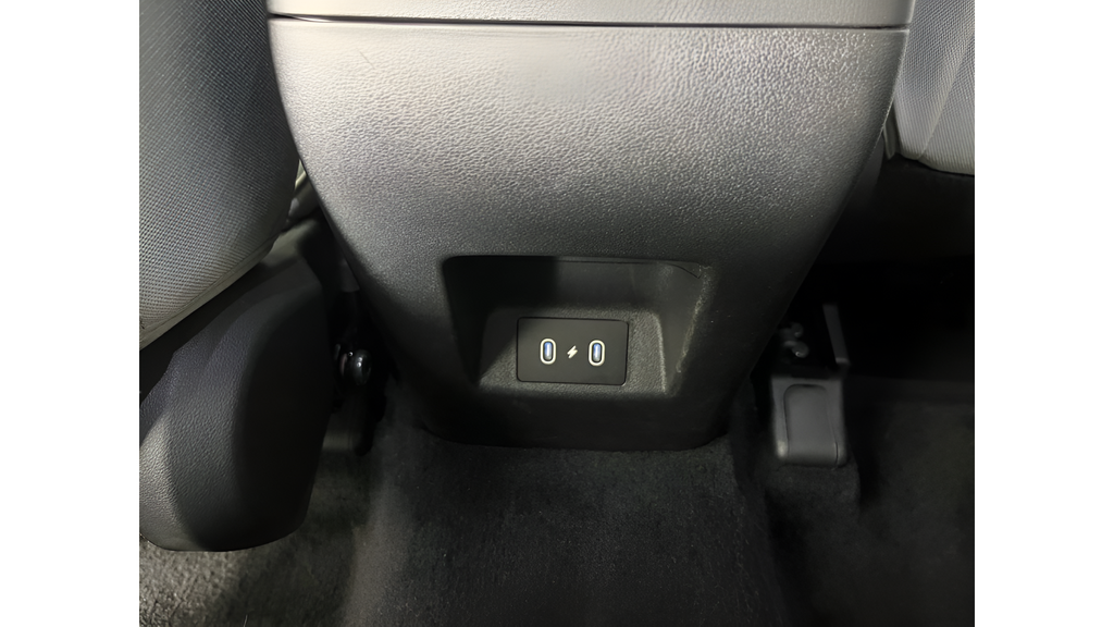 2025 Hyundai Santa Cruz SE - Photo 24