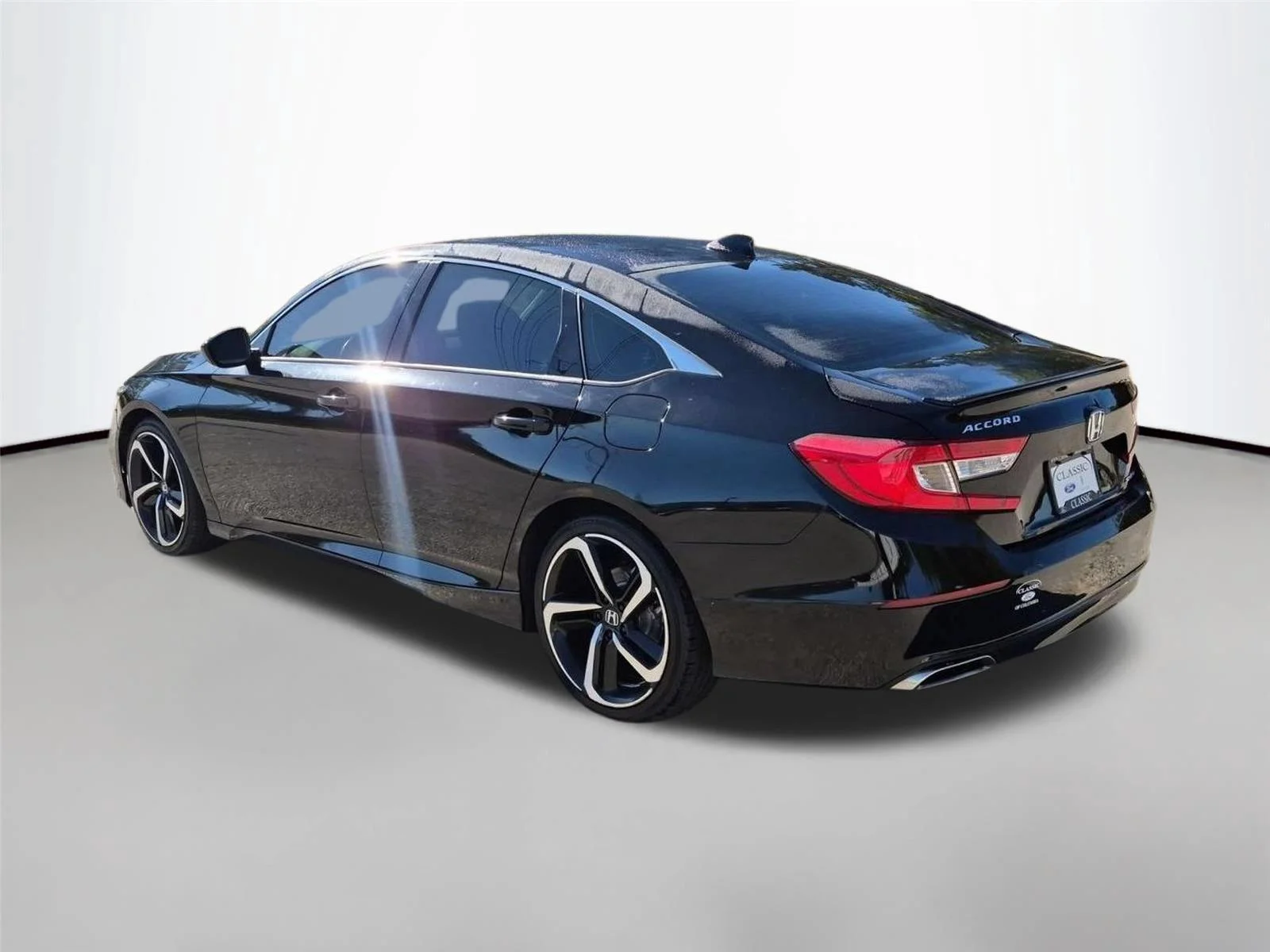 Used 2021 Crystal Black Pearl Honda Sport image 3
