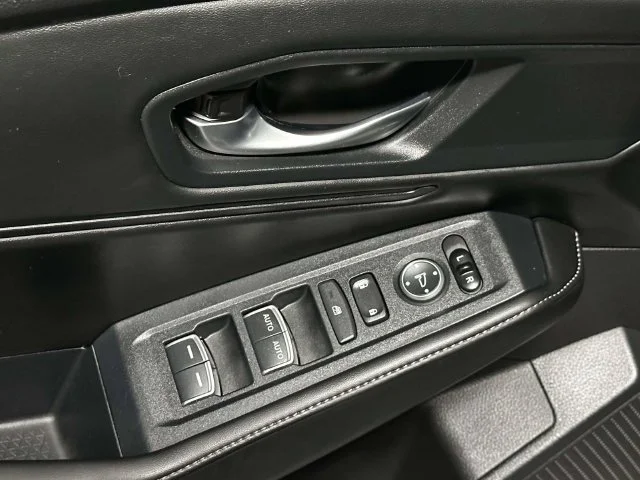 2024 Honda Accord Hybrid Sport - Photo 13