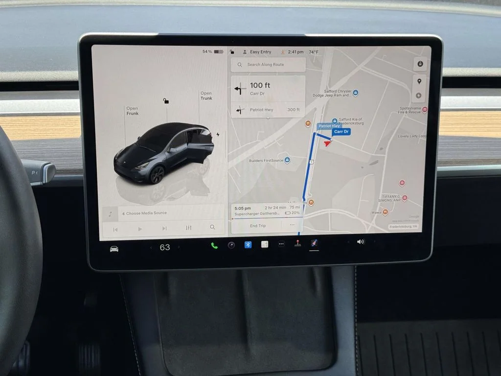 Used 2025 Stealth Gray Tesla Long Range image 19