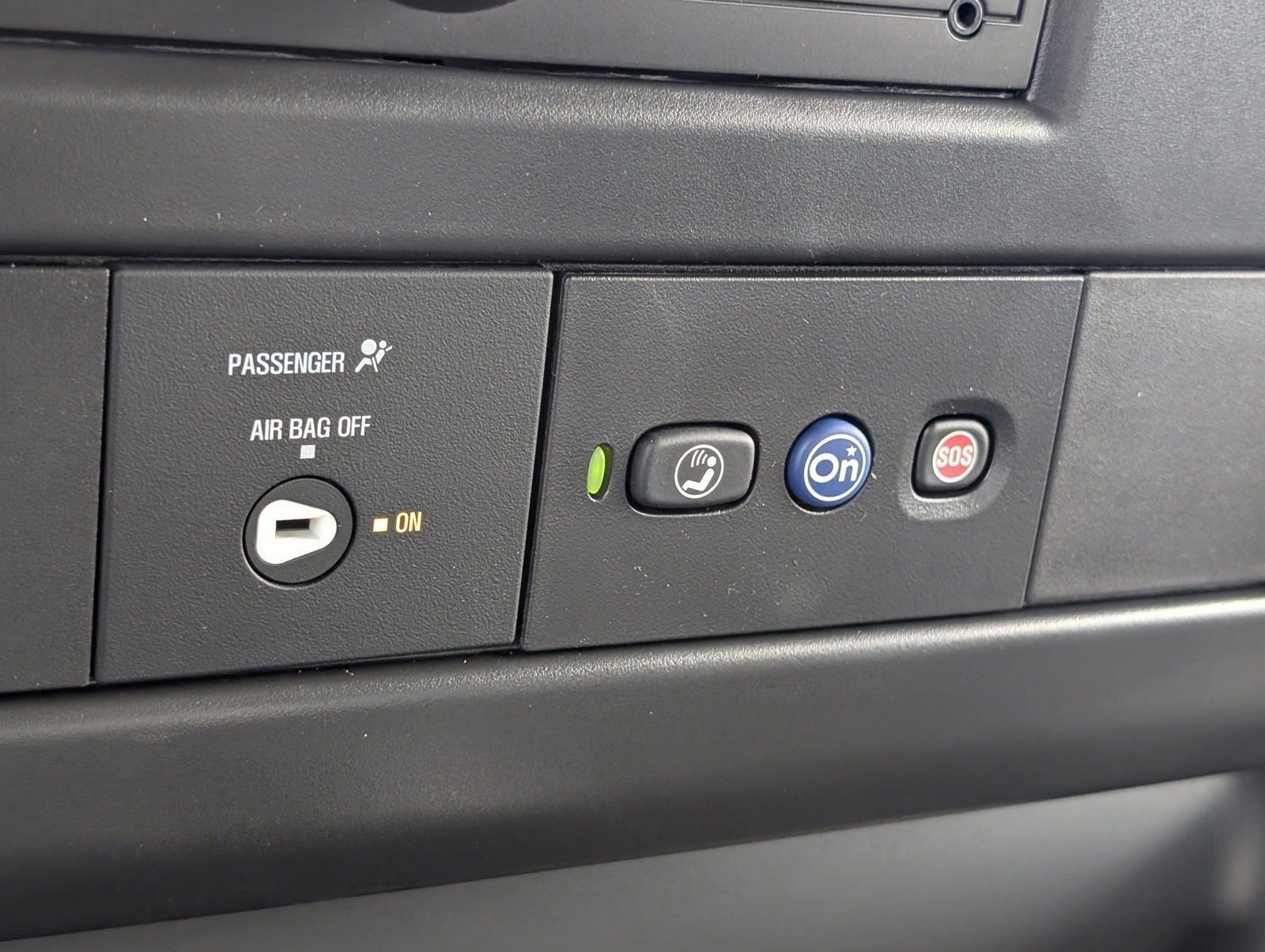 2025 Chevrolet Express Cargo Work Van - Photo 16