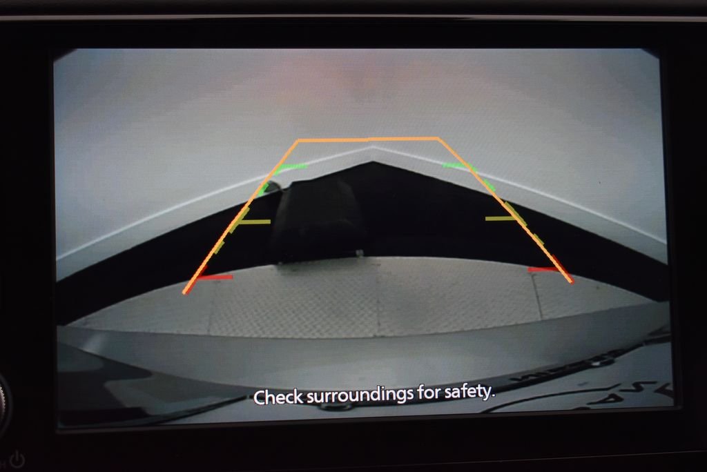 2025 Nissan Versa Sedan SR - Photo 37