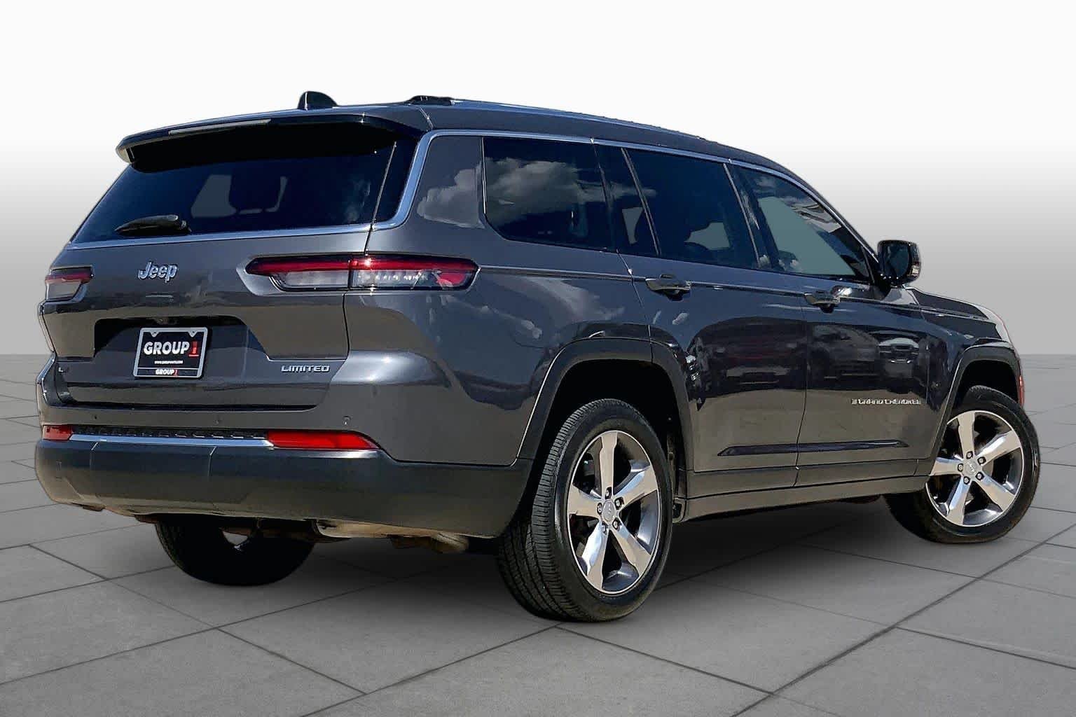 Used 2021 Baltic Gray Metallic Clearcoat Jeep Limited image 13