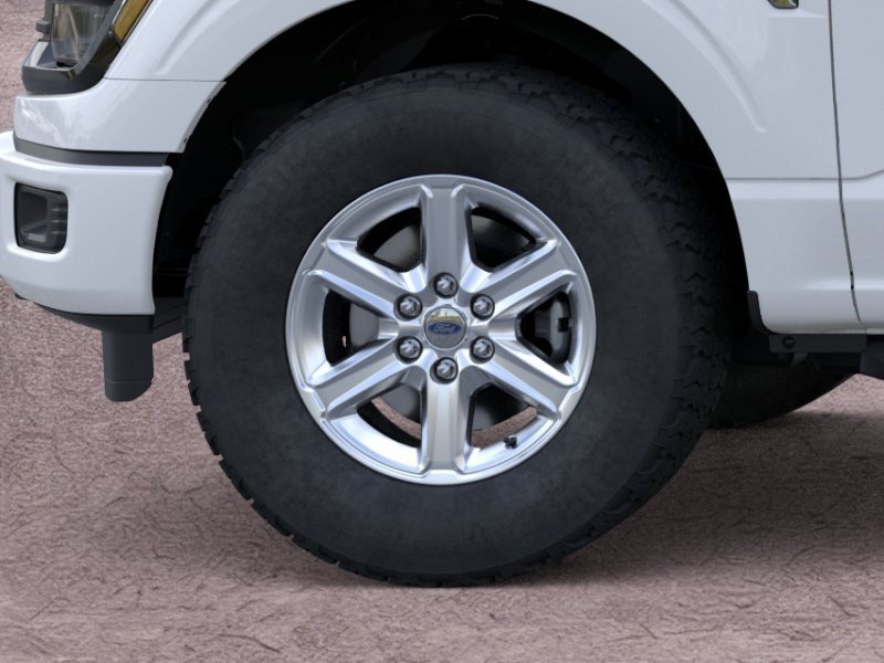 New 2026 Oxford White Ford XLT image 19