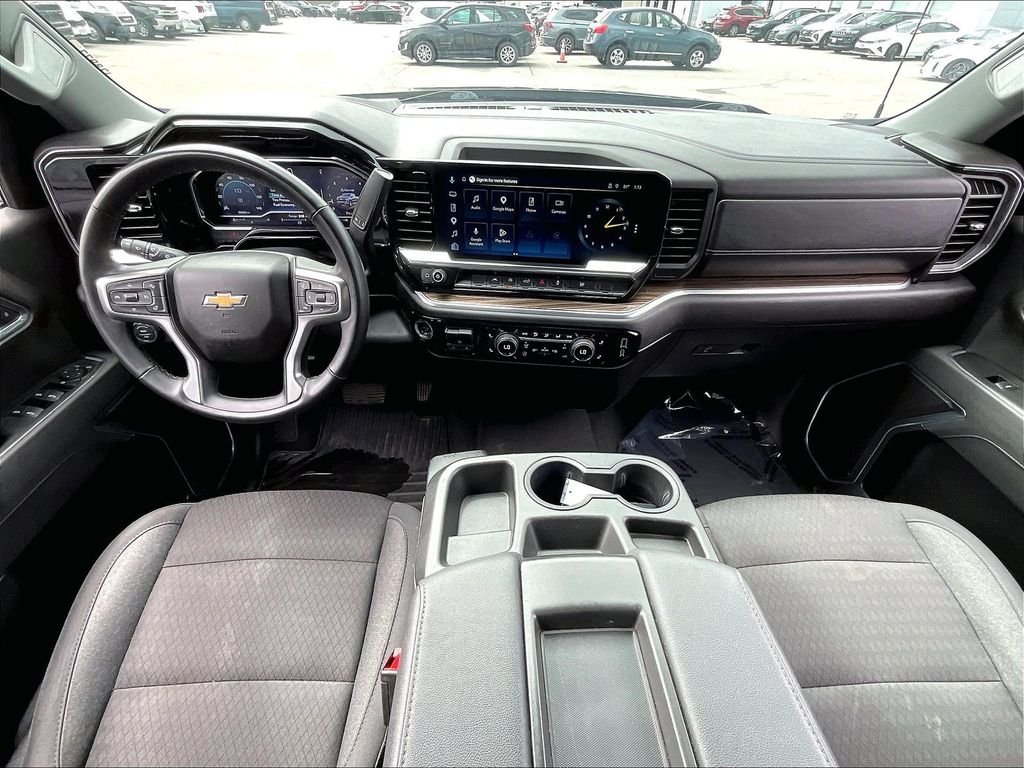 Used 2025 Black Chevrolet LT image 20