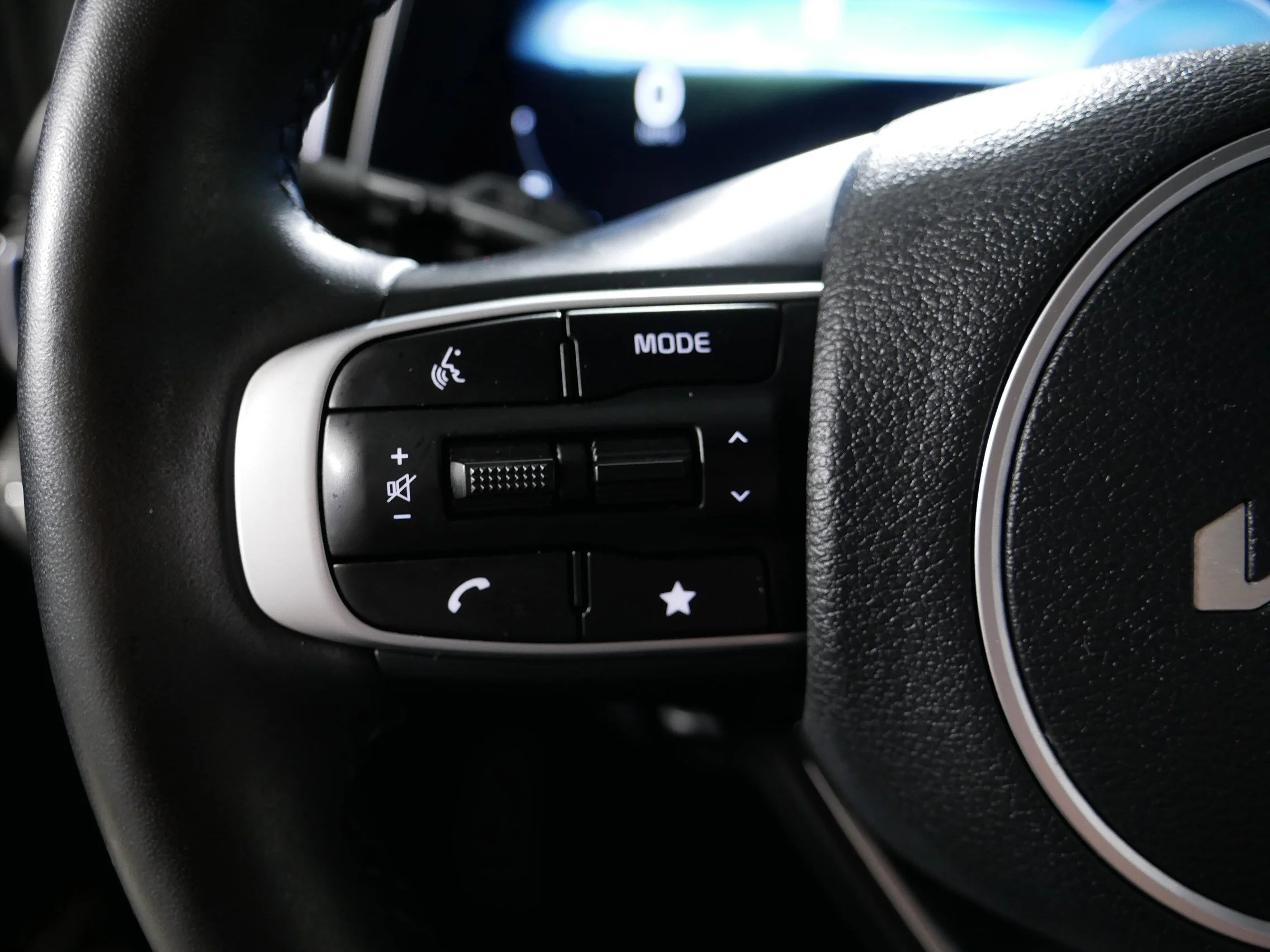 Used 2023 Ebony Black Kia X-Pro Prestige image 27