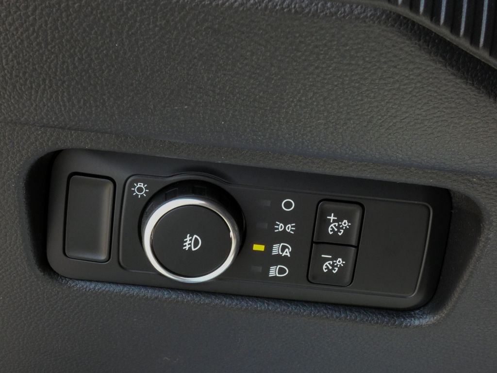 New 2026 Desert Sand Ford Lariat® image 23