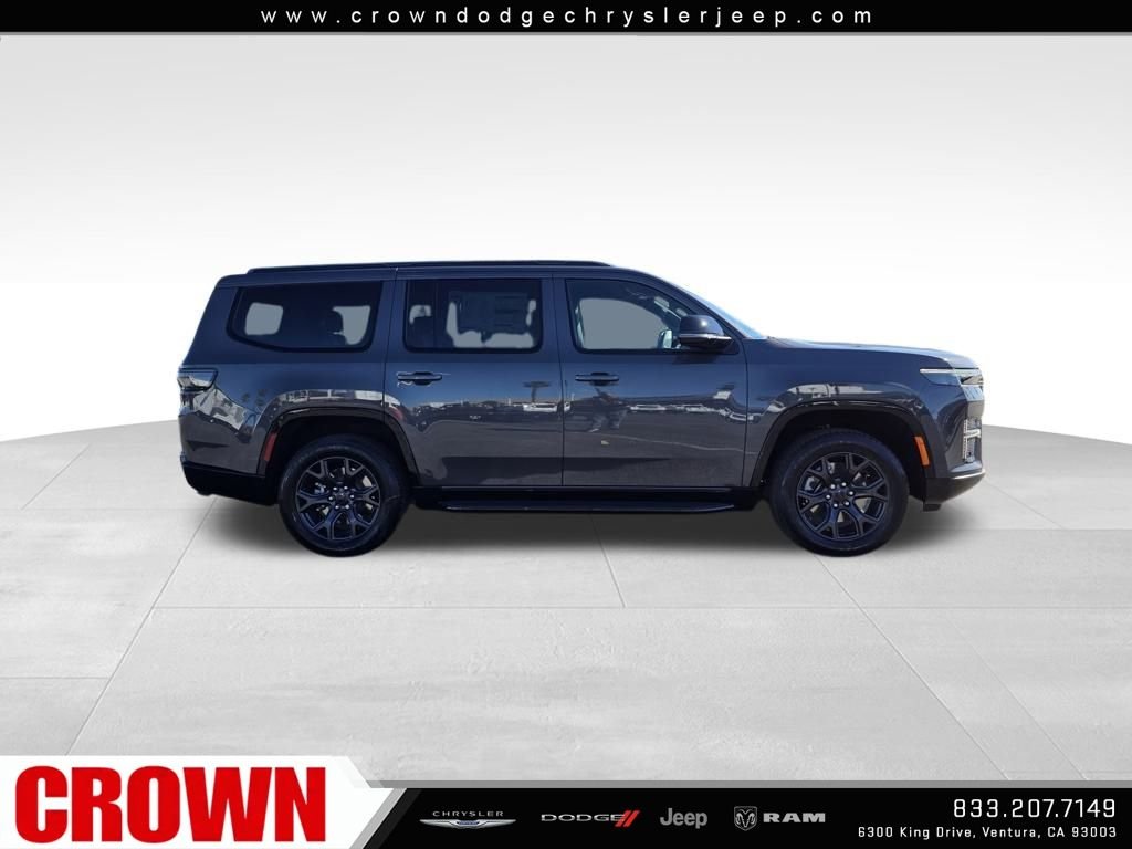 New 2026 Baltic-Gray Metallic Clear-Coat Exterior Paint Jeep Limited Altitude image 4