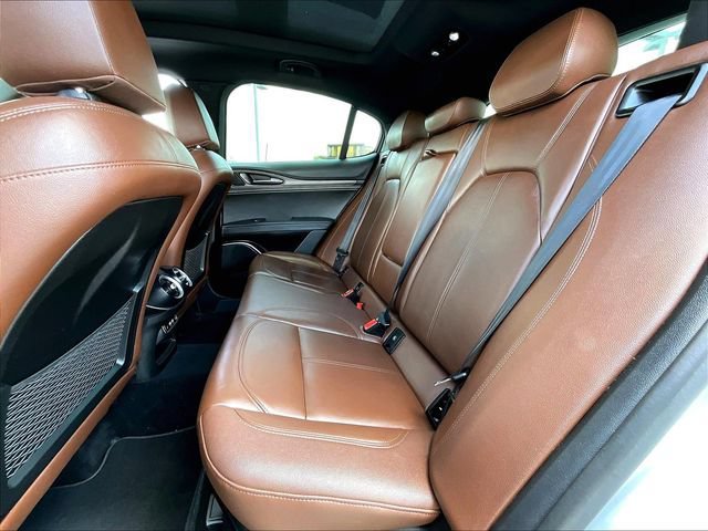 Used 2022 Moonlight Gray Me Alfa Romeo Ti image 15