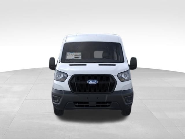 New 2026 Oxford White Ford Base image 7
