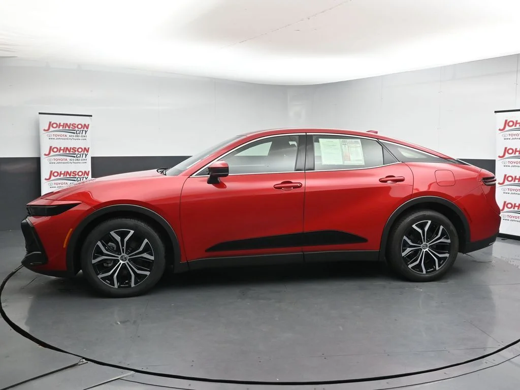 Used 2024 Red Toyota XLE image 4