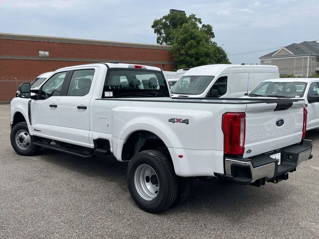 New 2026 White Ford XL image 5
